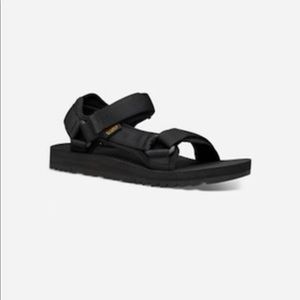 Teva Universal Trail Black Strap Sandals